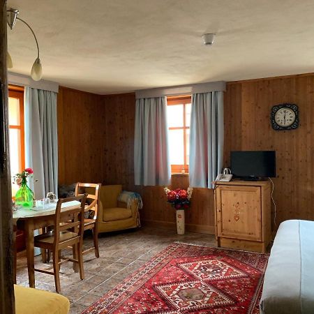 Hotel Lyshaus เกรสโซเนย์-เซนต์-ฌอน ภายนอก รูปภาพ