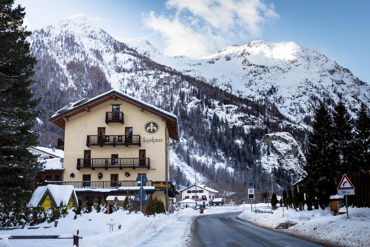 Hotel Lyshaus เกรสโซเนย์-เซนต์-ฌอน ภายนอก รูปภาพ